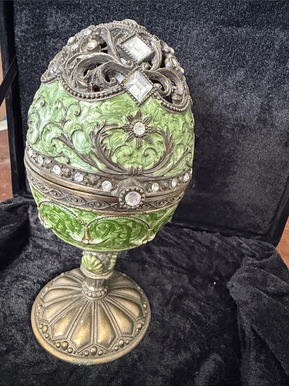 Ornate Green Decorative Egg Accent on Pedestal